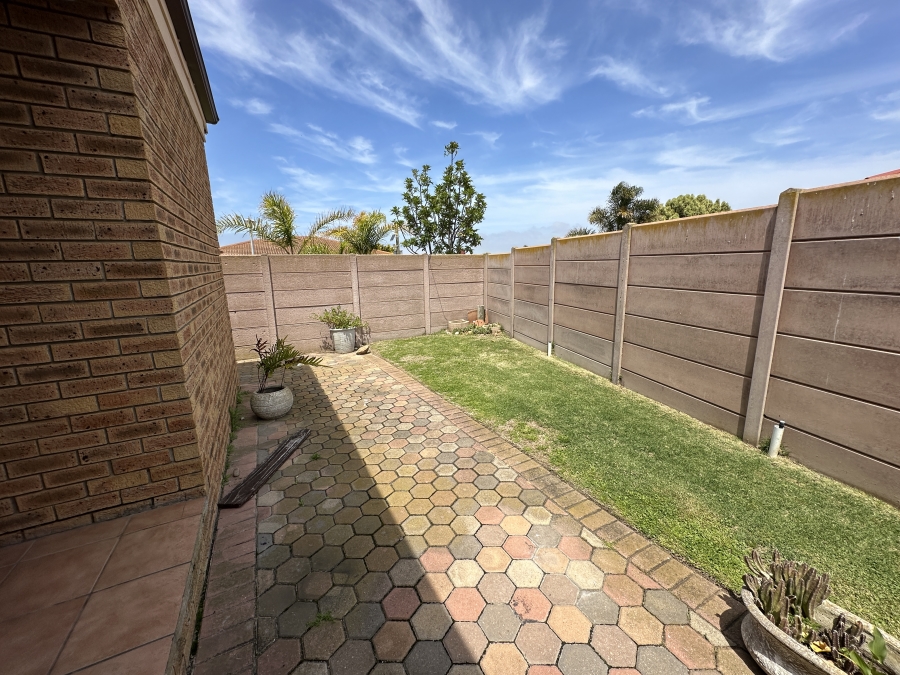 3 Bedroom Property for Sale in Hartenzicht Western Cape